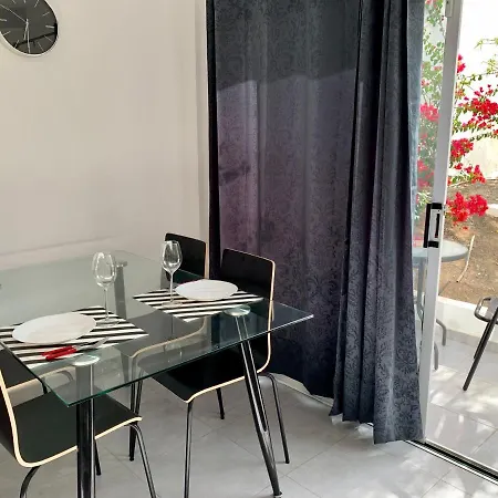 La Dama Gris - Fuerteventura Wi-fi Apartment *